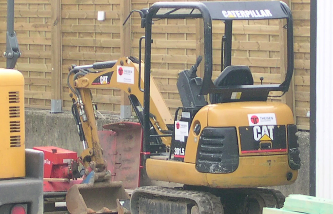Mini Excavator R10