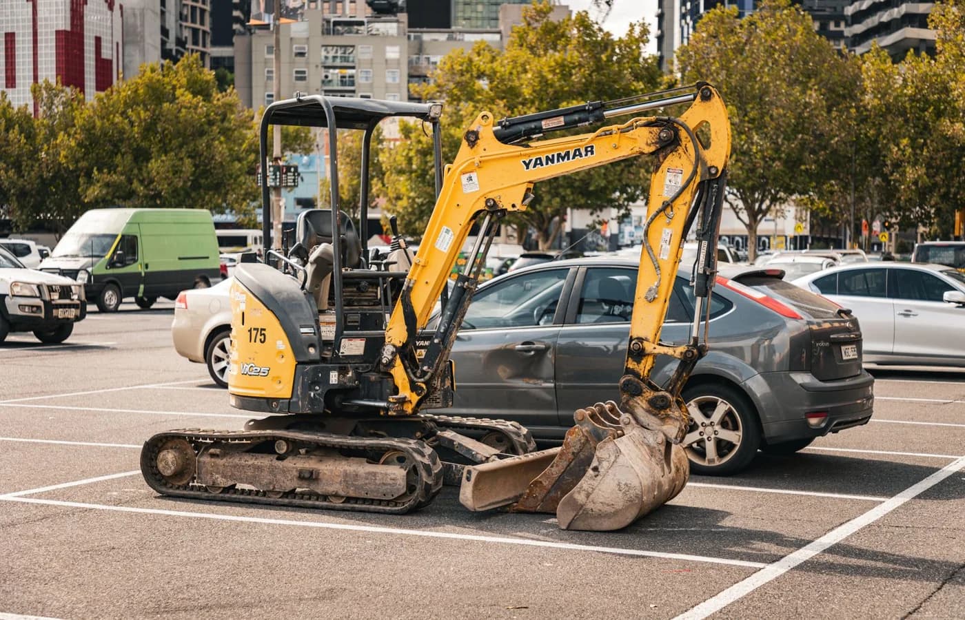 Mini Excavator R13
